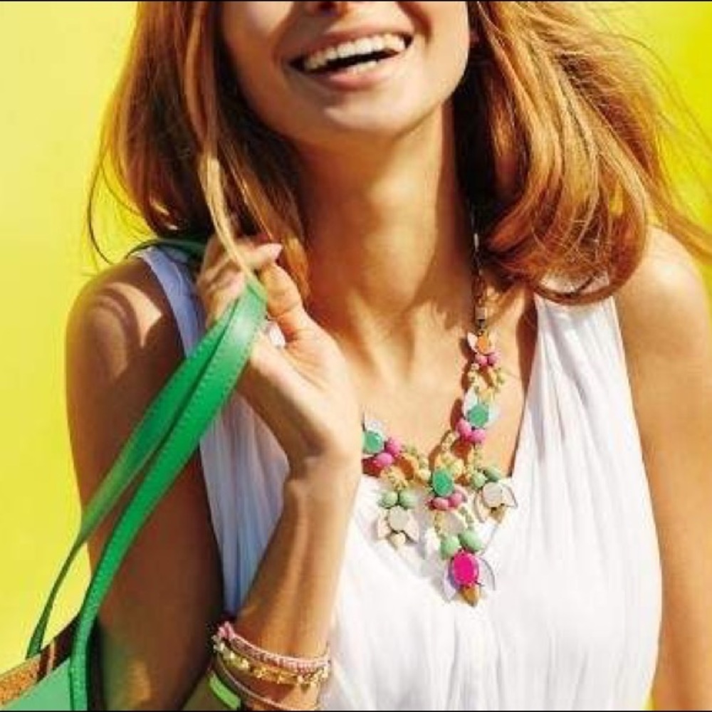 NWOT Tropicana Necklace - Picture 2 of 3